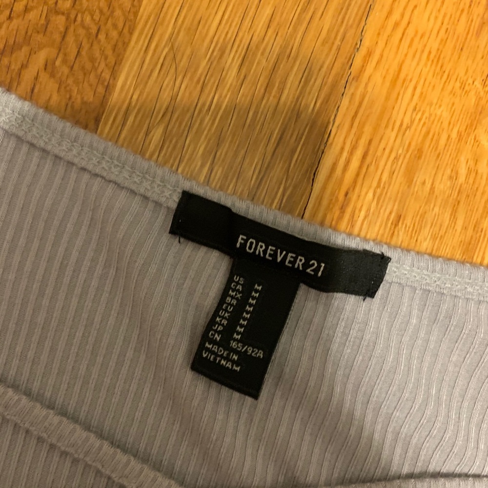 💛(3 for $20) forever 21 crop top - Picture 3 of 3